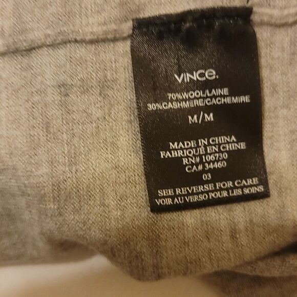 Vince wool and cashmere blend pullover size medium - Picture 6 of 8